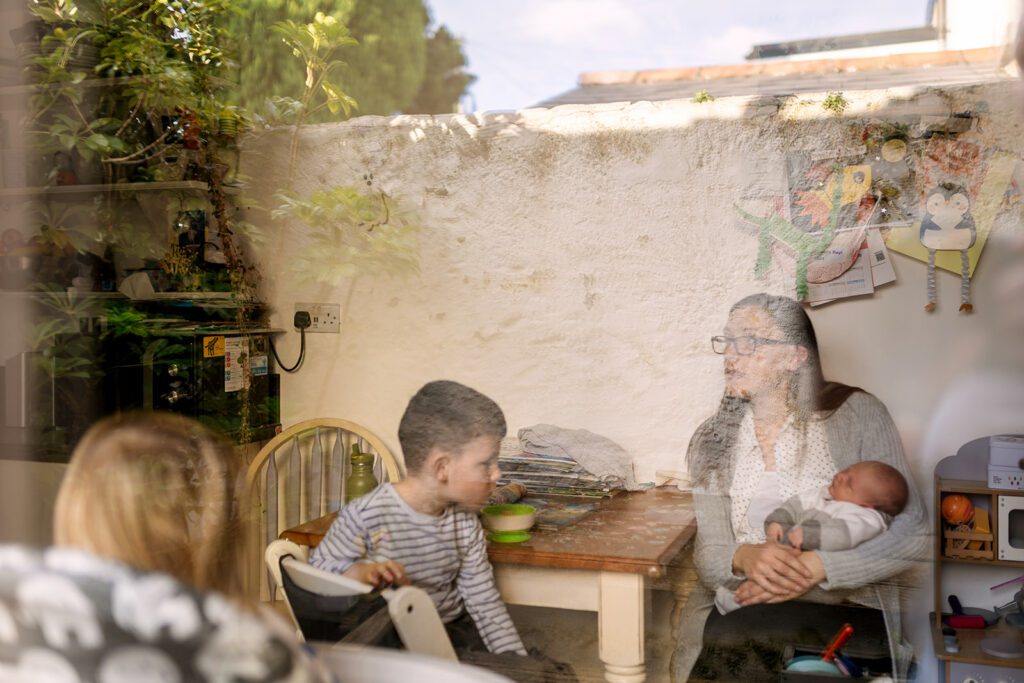 documentary newborn photography vs studio