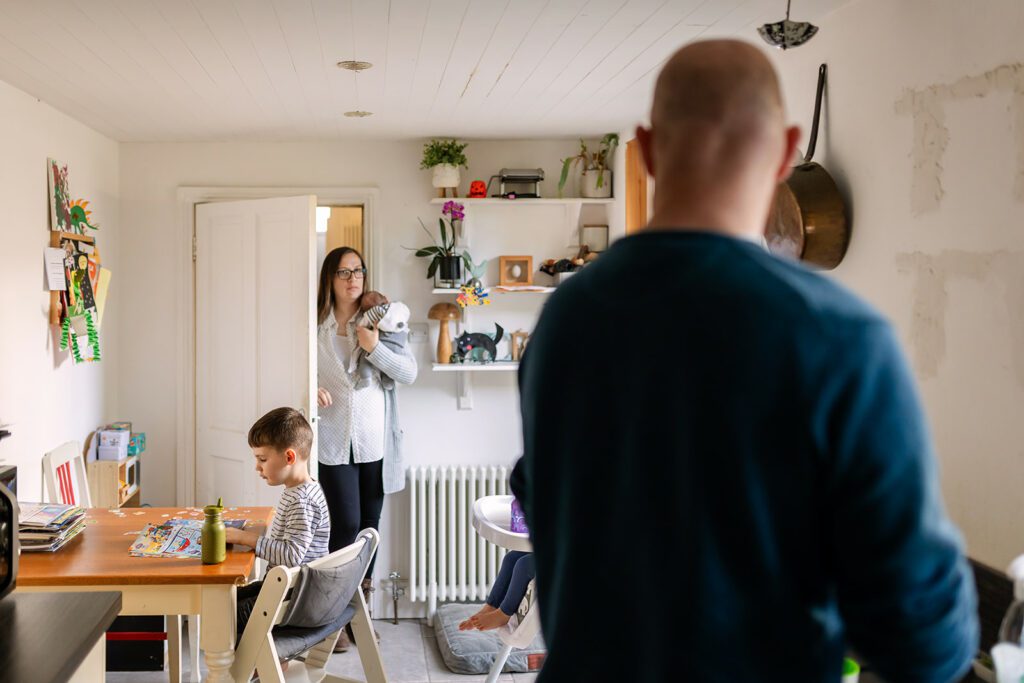 documentary newborn photography vs studio
